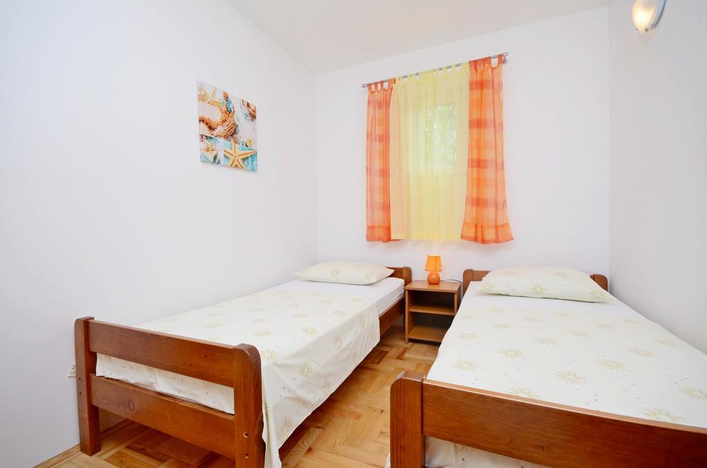 Apartments Milan Rogoznica  Bagian luar foto