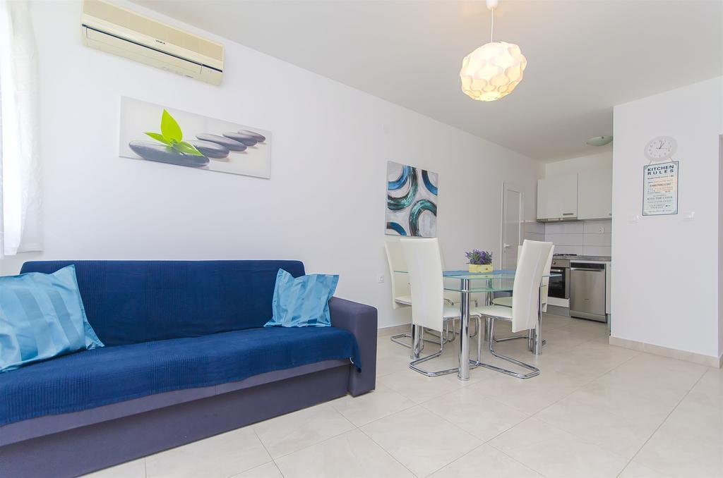Apartments Milan Rogoznica  Bagian luar foto